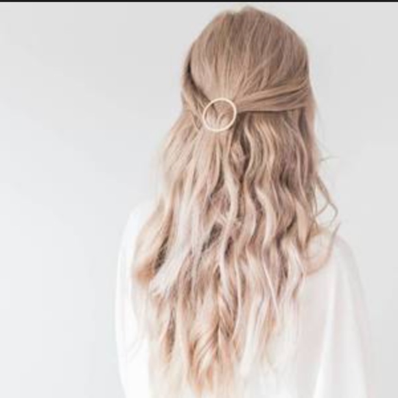 Gold circle Hair Clip, Hair Pin, Hair Barrette - Picture 2 of 6